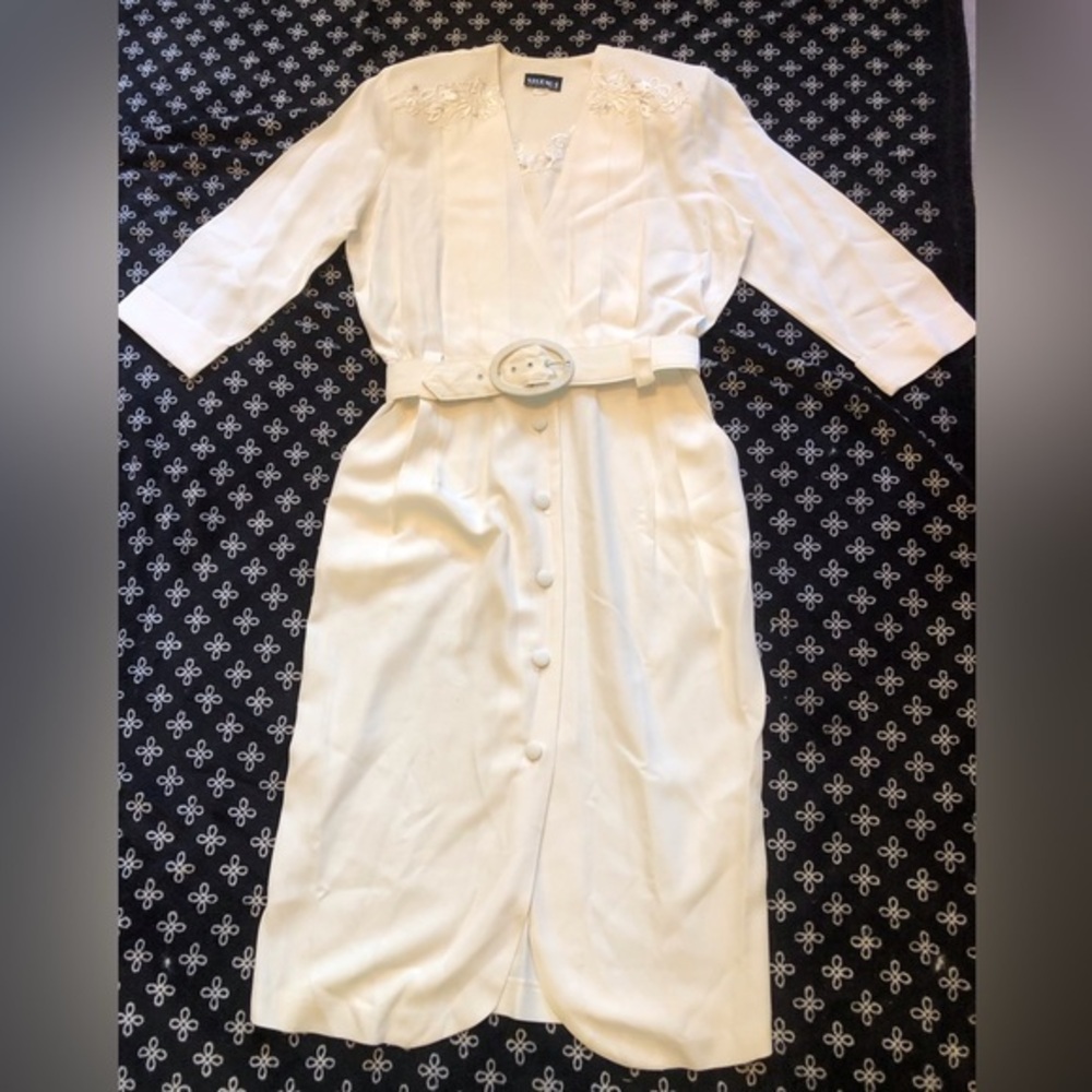 Vintage Studio I Ivory Dress with Belt Shoulder Pads